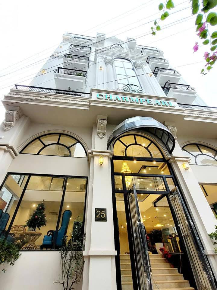 BÁN TÒA KHÁCH SẠN MẶT PHỐ GIANG VĂN MINH. 290M2 - 9 TẦNG. THANG MÁY. 33 PHÒNG.