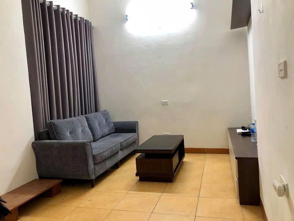 Cho thuê nhà ngõ Giảng Võ, 16m2 x 6 tầng, 2 ngủ ở 4 người Giá 7tr5