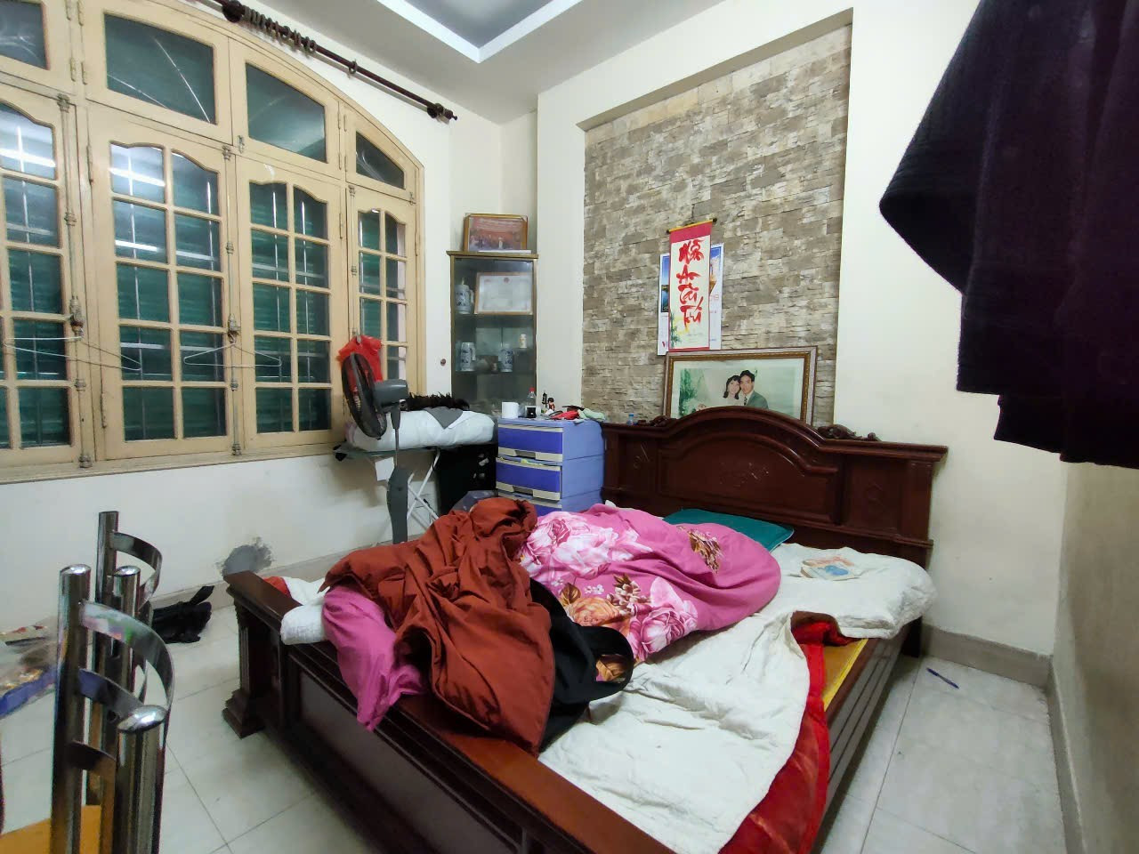 Bán nhà mặt phố Giáp Bát (Hoàng Mai) 48m, 5 tầng, mt 4.15m, giá 15.8 tỷ