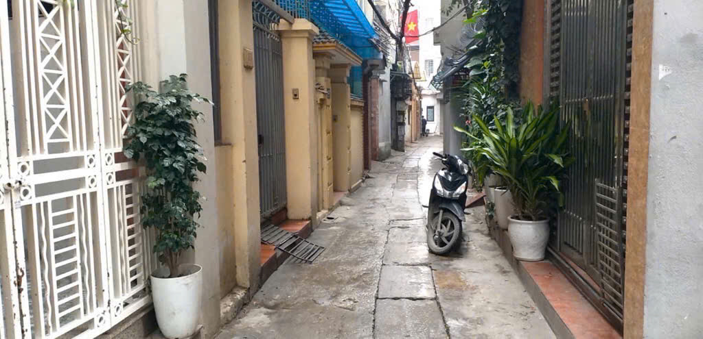 GIÁP BÁT, 50m ra phố, 9 ngủ khép kin 70m chỉ 13 tỷ