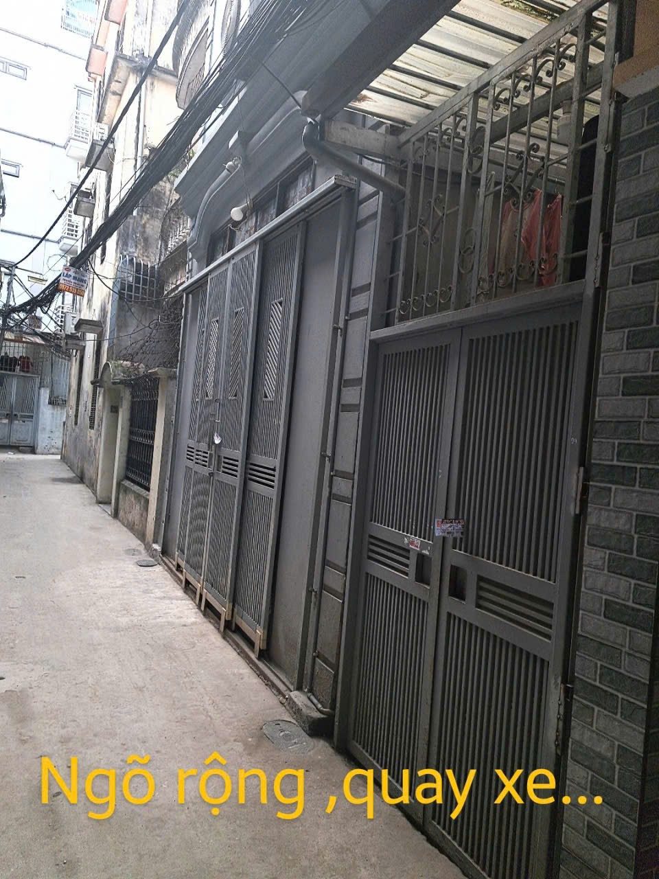Cho thuê phòng bình dân  giá rẻ 15/42m².