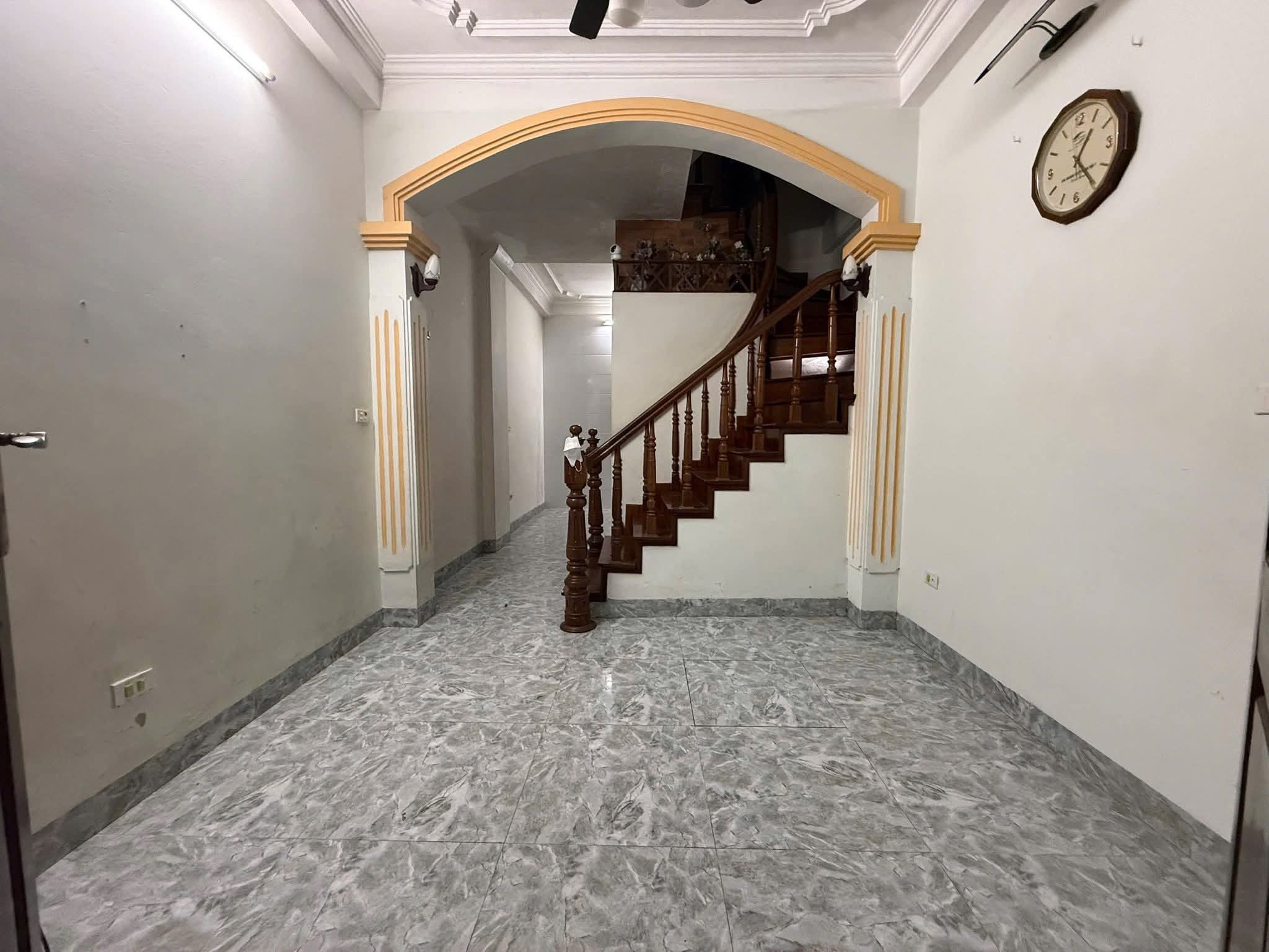 💥8,3 tỷ NHÀ PHỐ GIÁP BÁT KẾT NỐI PHỐ GIẢI PHÓNG, ĐƯỜNG 2,5 PHỐ KIM ĐỒNG