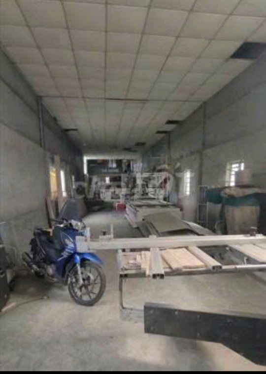 Chủ cần vốn bán lỗ xưởng 197m² ngang 5m shr full thổ cư giá 1.6 tỷ nhận thuê lại với giá 5tr/1 tháng