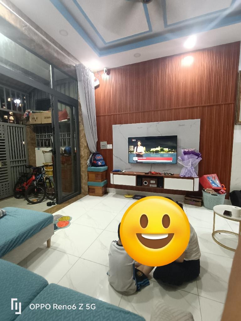 Nhà Gò Cát Phú Hữu, khu phân lô, giá cực rẻ