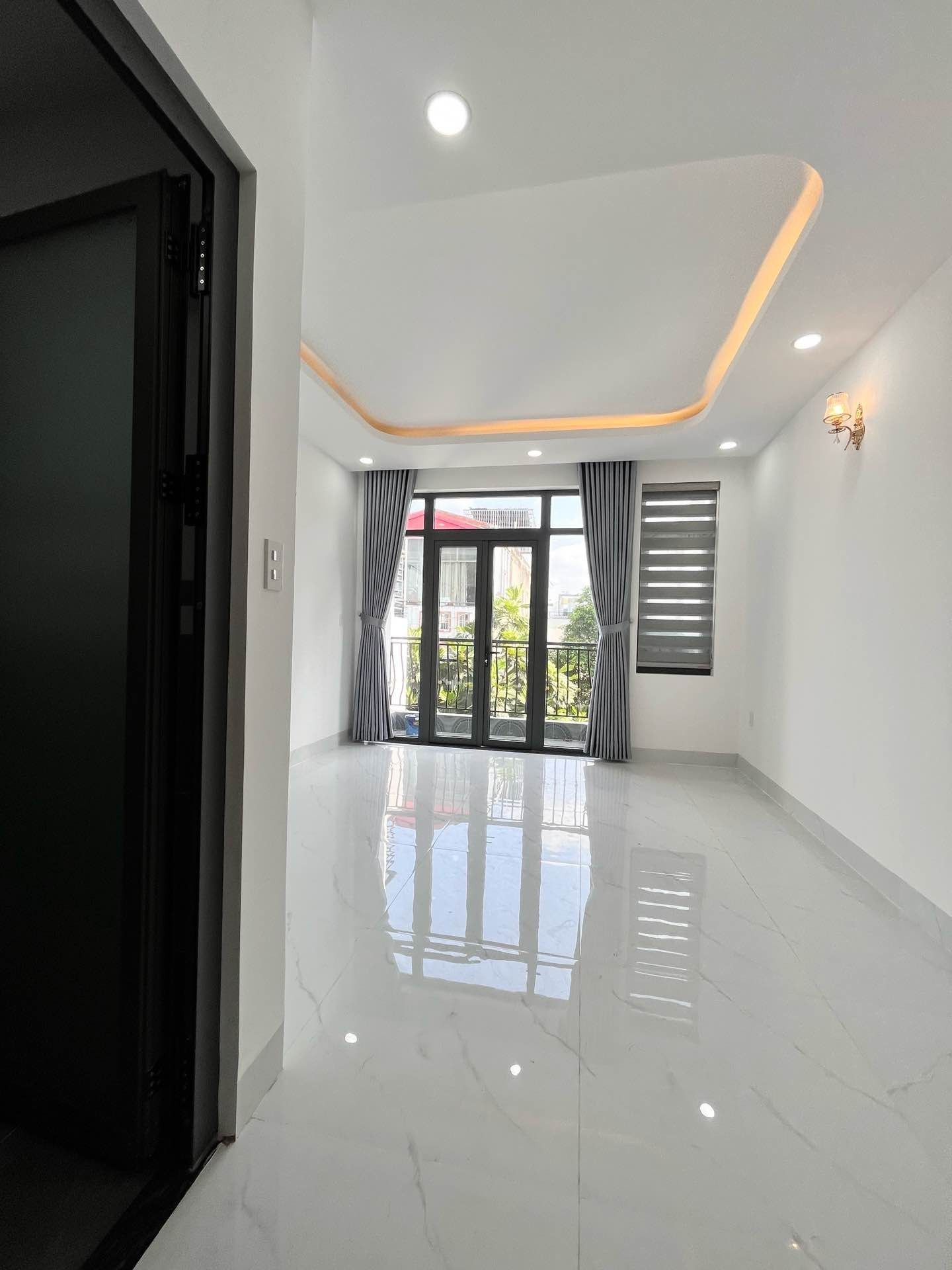 Hẽm 7m thông, Ô tô ngủ trong nhà - 6 tầng 60m2 - Cạnh Aeon Tân Phú - 7.7 tỷ