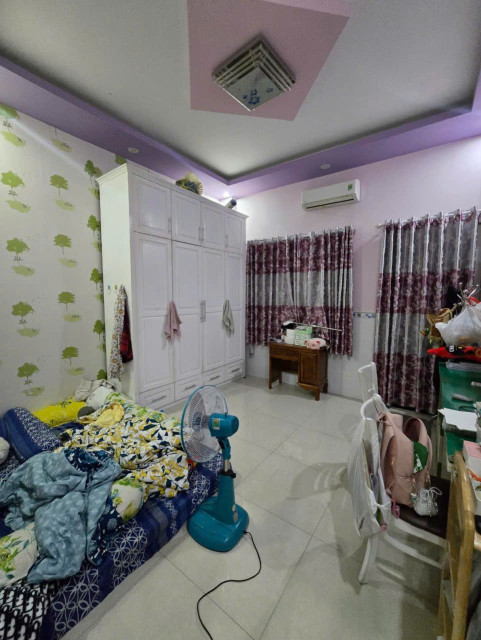 GÒ DẦU - XE HƠI NGỦ TRONG NHÀ - DTSD: 165m2 - 3 TẦNG - 4PN - SỔ VUÔNG ĐẸP - CHỈ 6.5 TỶ