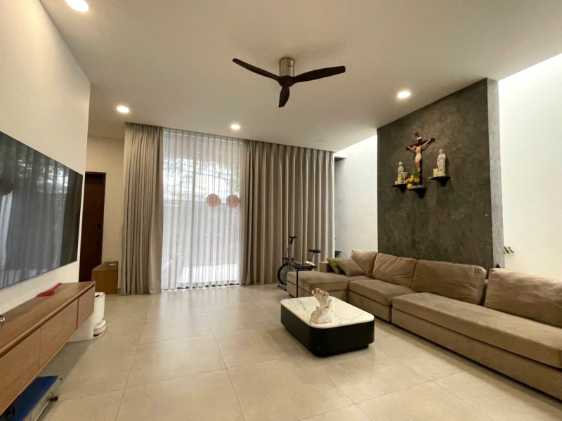 Ngộp Bank Bán Gấp Mặt Tiền Gò Dưa Tam Bình 230m² – Ngang 8m – Giá Chỉ 17.8 Tỷ – Biệt Thự Sân Vườn Siêu Đẹp Gần Vành Đai 2