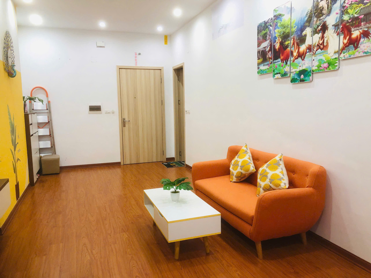 Chỉ 2,4 tỷ có ngay căn 2pn,2wc tầng 12 tòa D, khu 5 tòa mới nhất KDT Thanh Hà.