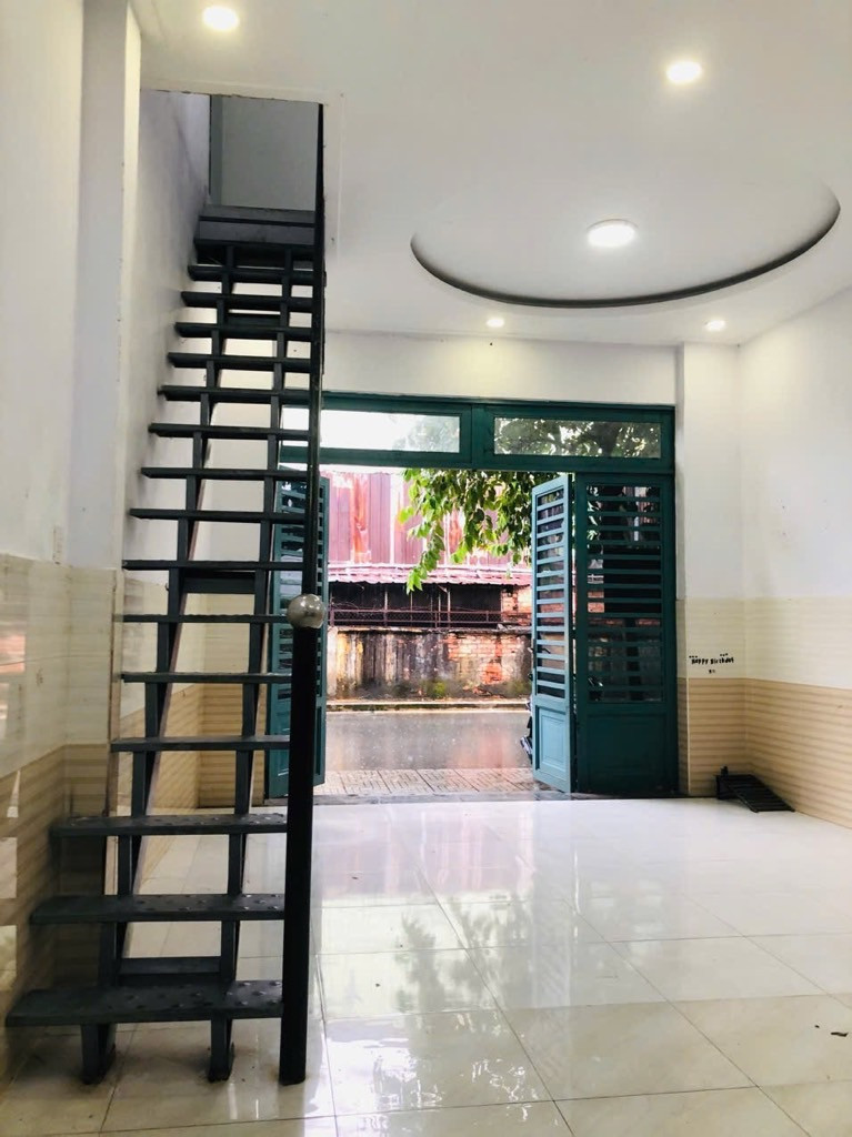BÁN NHÀ ĐƯỜNG 10M - HÀ CHƯƠNG- TRUNG MỸ TÂY - 2 TẦNG - 5x13 - 4.Xx TỶ
