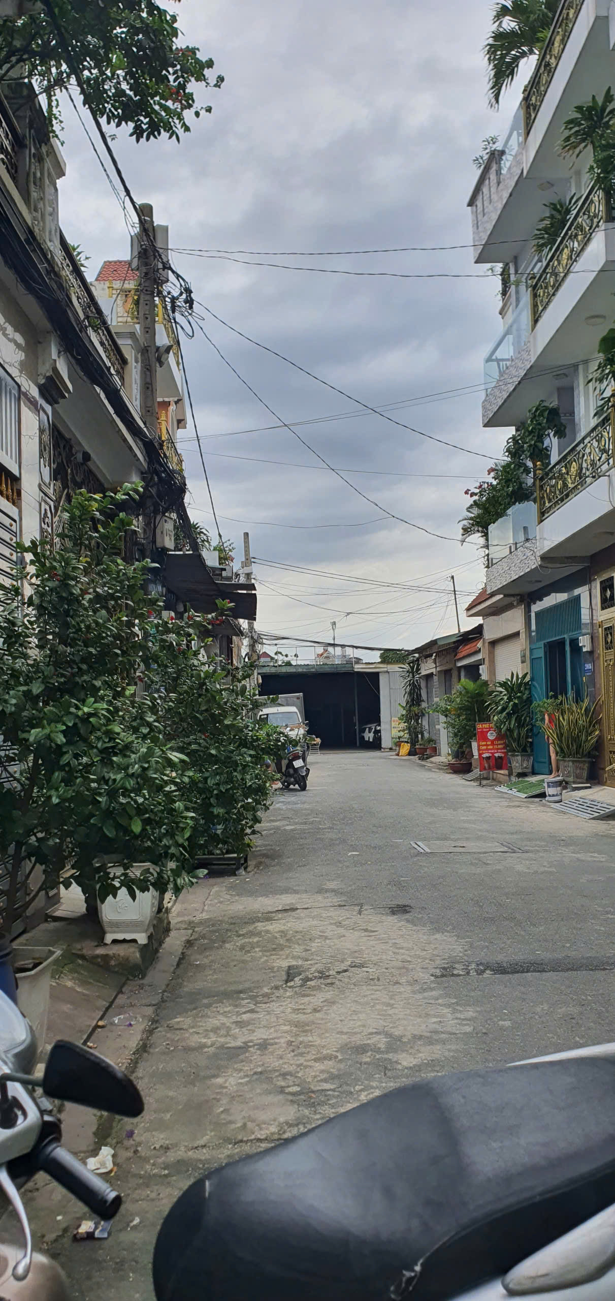 NHÀ TRỌ 12 PHÒNG PHƯỜNG TRUNG MỸ TÂY, TP.HCM