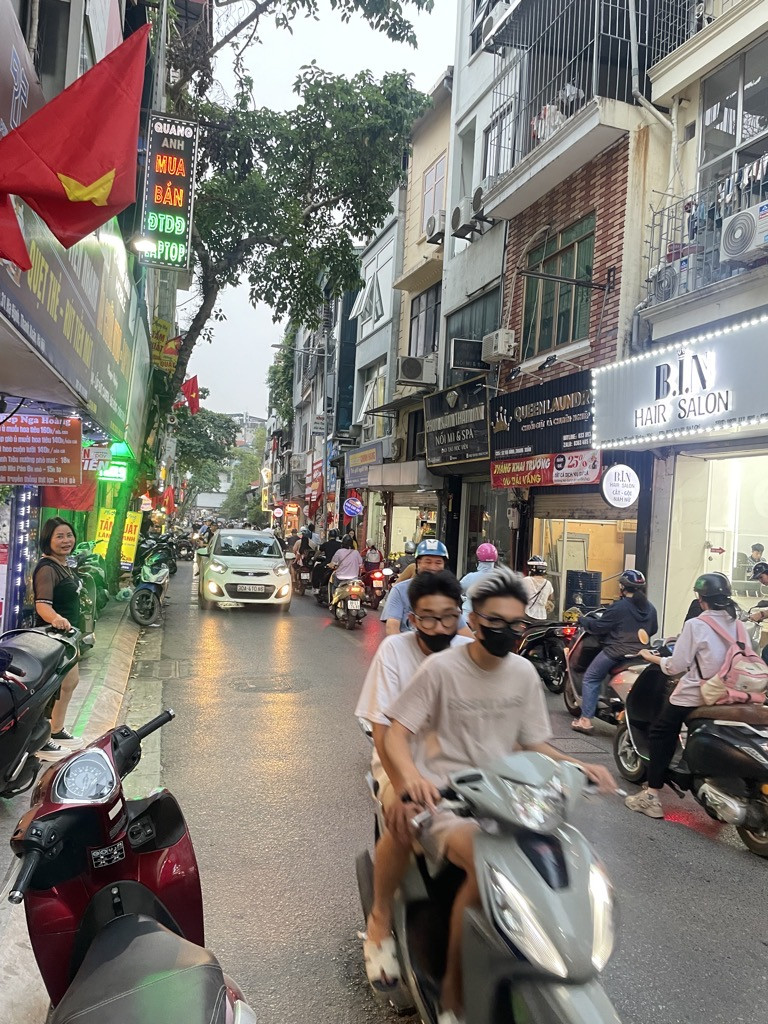 THẾ ĐẤT QUÝ HIẾM: "LONG HỔ GIÁP MÔN – TÀI LỘC TRÀN VỀ MẶT PHỐ HẠ ĐÌNH!" 69M 4 TẦNG CHỈ 14,8 TỶ