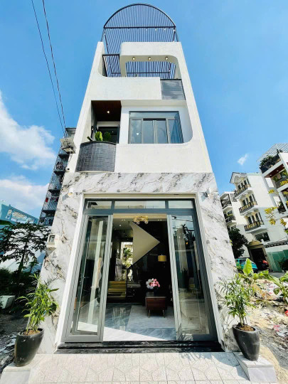 Bán gấp chủ xoay tiền, nhà Hà Huy Giáp Q12, giá 4,3 tỷ gần chợ, trường học, LH: 0902958672