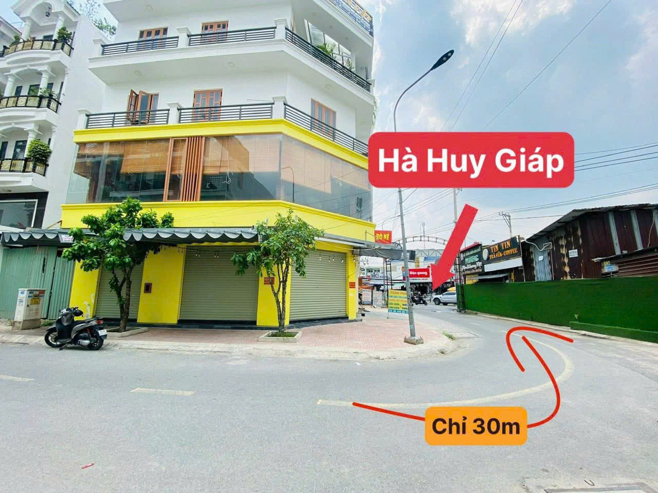 LÔ ĐẤT VỊ TRÍ SIÊU ĐẸP HXH 12M-GẦN MT HÀ HUY GIÁP Q.12 -DT 56M2 chỉ 4,3tỷ

CHỦ GIẢM 200 TRIỆU . LÔ ĐẤT VỊ TRÍ SIÊU ĐẸP
♦️ lô đất đắc địa , đường 12m
♦️Dt: 4*14m 
♦️Giá 4,5 tỷ giảm 200 tr còn 4,3 tỷ vẫn bớt
Vị Trí ngay ngã tư ga quận 12 cách MT Hà Huy Giáp
