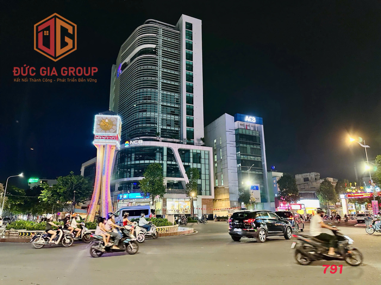 Hàng Hiếm! Bán nhà góc đối diện công viên Biên Hùng, hơn 14m mặt tiền, giá 34 tỷ