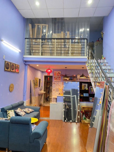 # 10m ra MT Hà Huy Tập, Bãi Đậu Ô tô, 43m2, mê lửng đẹp, 2.6 tỷ