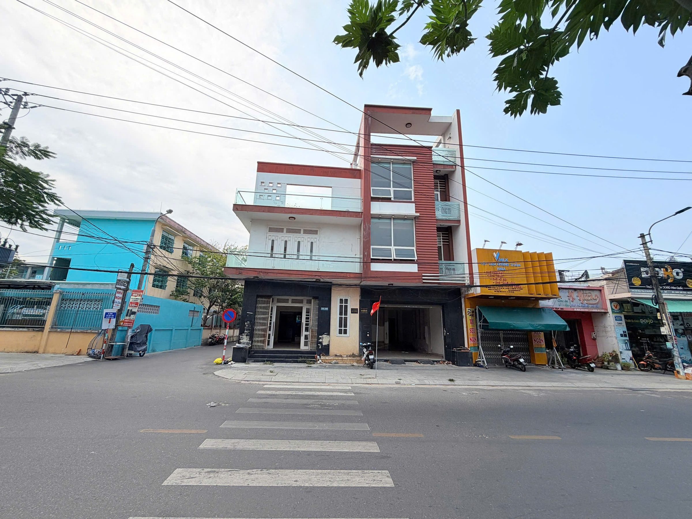 Bán nhà 2 mặt tiền đường Hà Huy Tập, Thanh Khê, Đà Nẵng