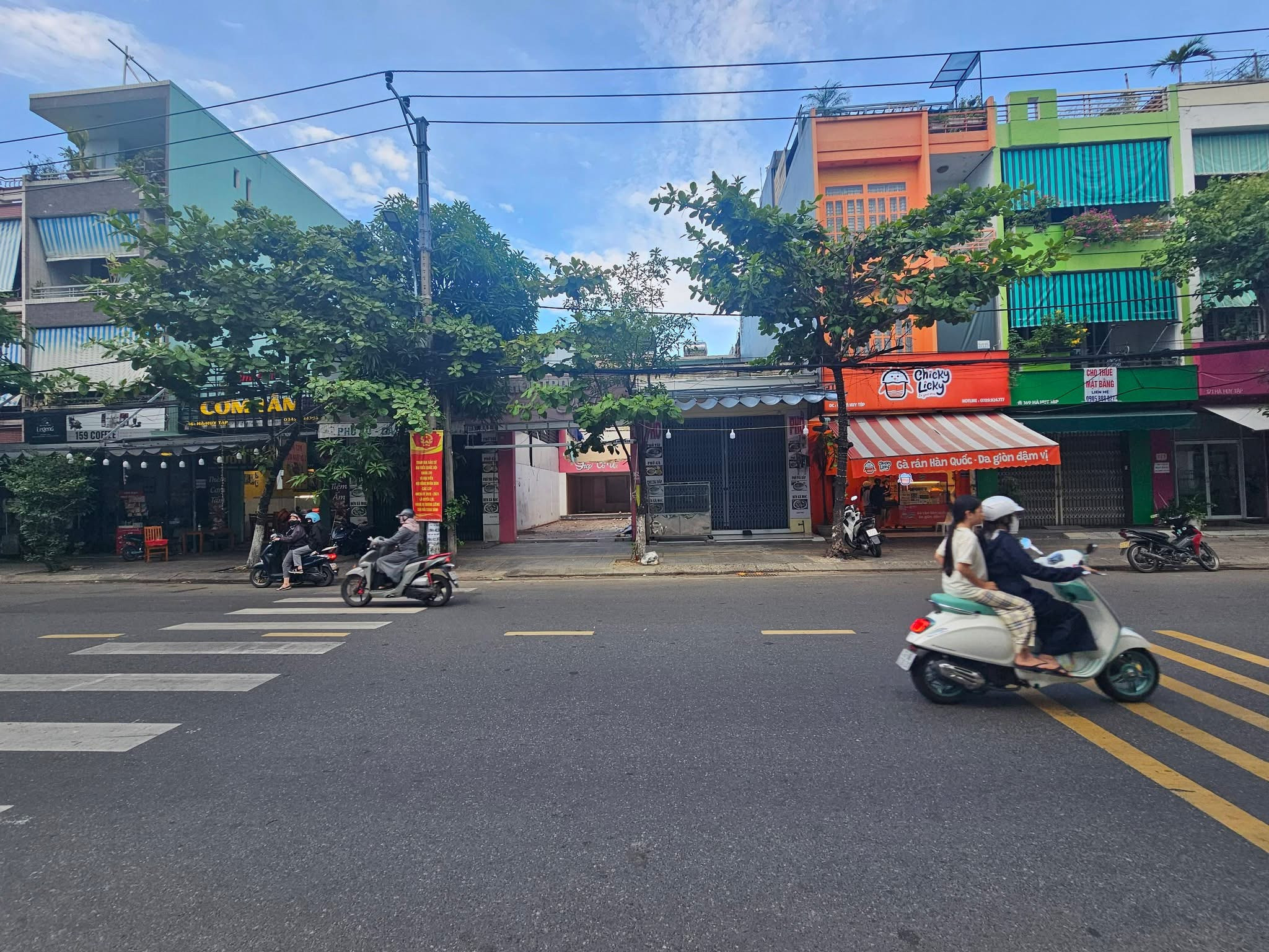 Bán đất đường 10m5 Hà Huy Tập, đối diện Trường Học - Giá 10.7 tỉ TL