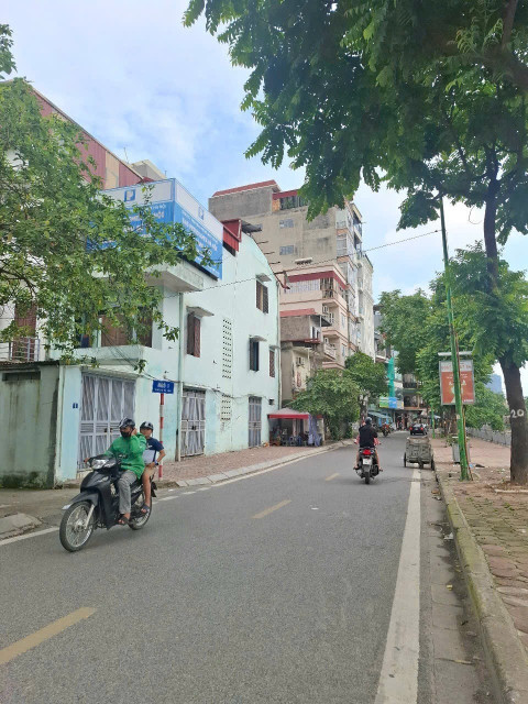 Bán nhà Hà Kế Tấn (Thanh Xuân) 94/124mT1, 3 tầng, mt 7m, giá 20.6 tỷ