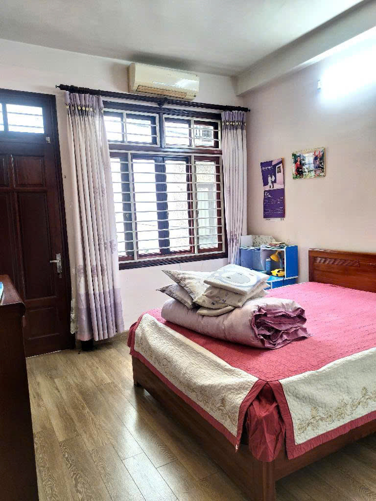 SIÊU PHẨM MẶT PHỐ HÀ TRUNG . PHỐ VÀNG HOÀN KIẾM.DT: 106M² x 2 TẦNG 1 MẶT PHỐ, 1
 MẶT NGÕ CỰC HIẾM
 GIÁ: 87 TỶ. CÓ TL