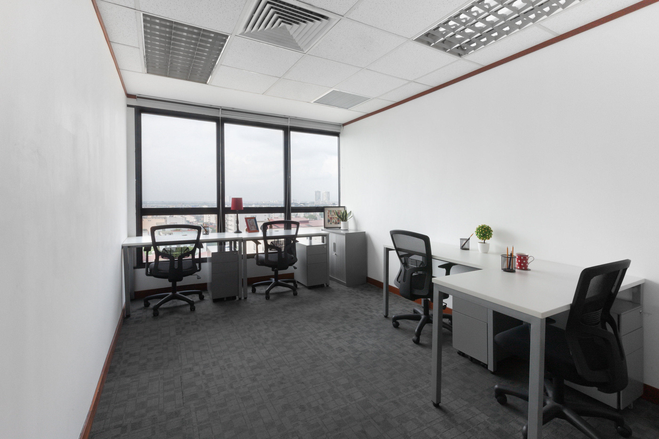 Sử dụng văn phòng không giới hạn tại Regus Hanoi Tower