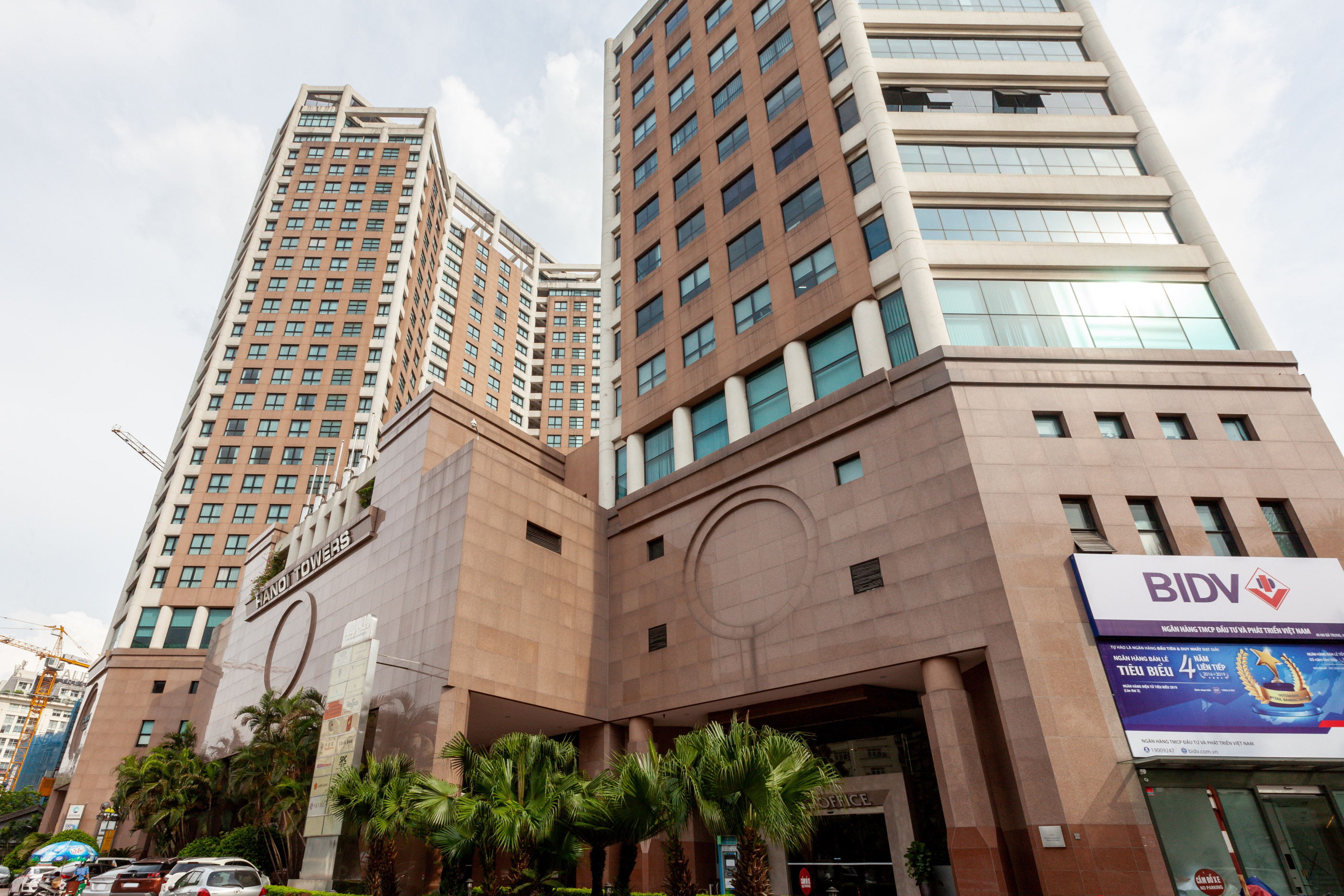 Không gian văn phòng riêng dành cho 2 người tại Regus Hanoi Tower