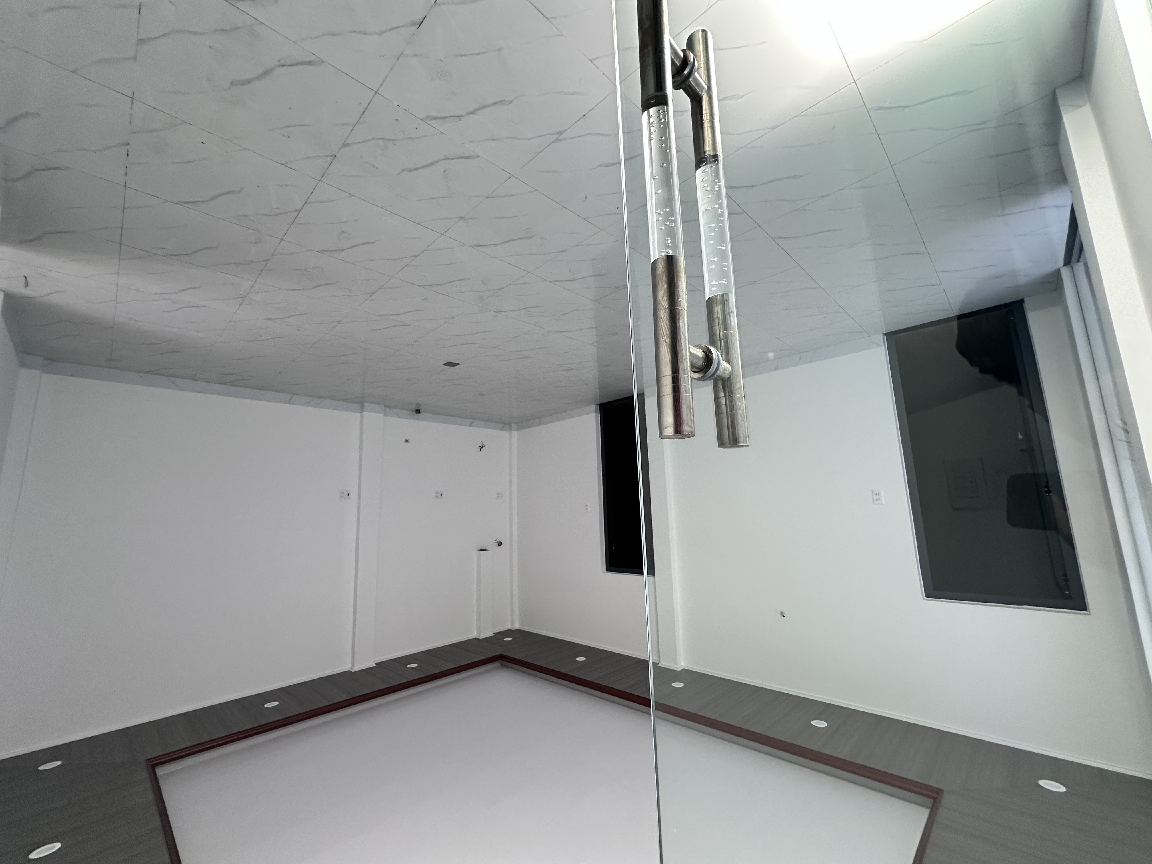 MẶt Tiền Hai Bà Trưng. 350m2 mới xây