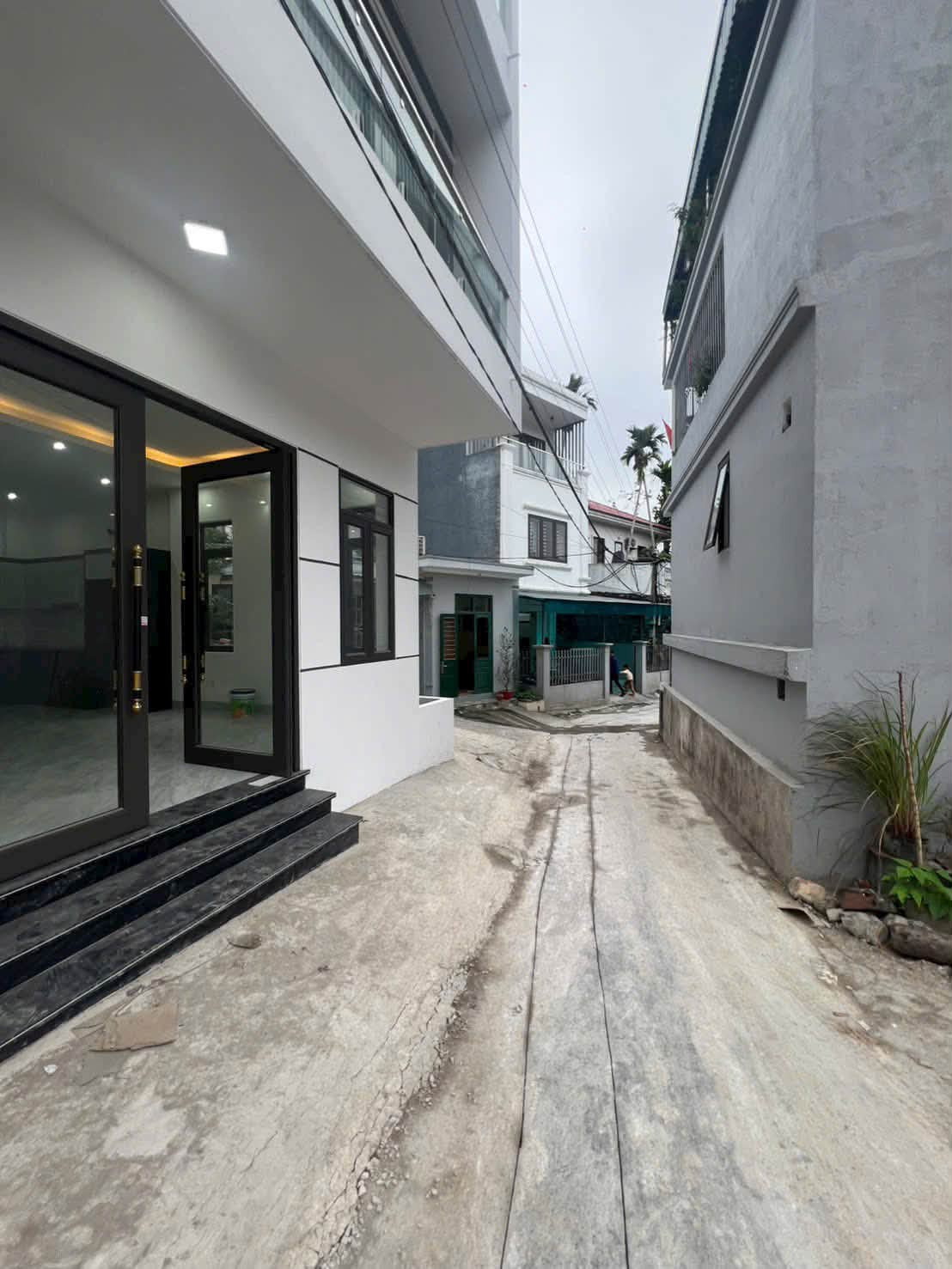 Bán ĐẤT TRUNG TÂM CỘT 5 HẠ LONG GIÁ CỰC RẺ
