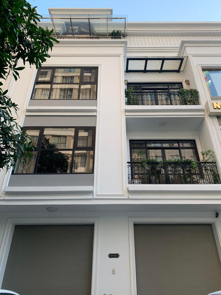 Bán liền kề Vinhomes Gardenia Hàm Nghi, 120m2, 5 tầng, thang máy, vị trí đẹp