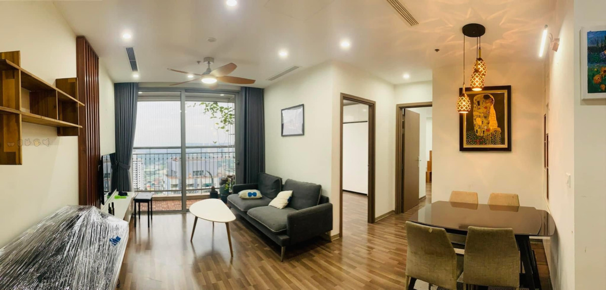 Căn hộ 2 ngủ, tầng trung- Vinhome Gardenia, P. Hàm Nghi, Cầu Diễn.