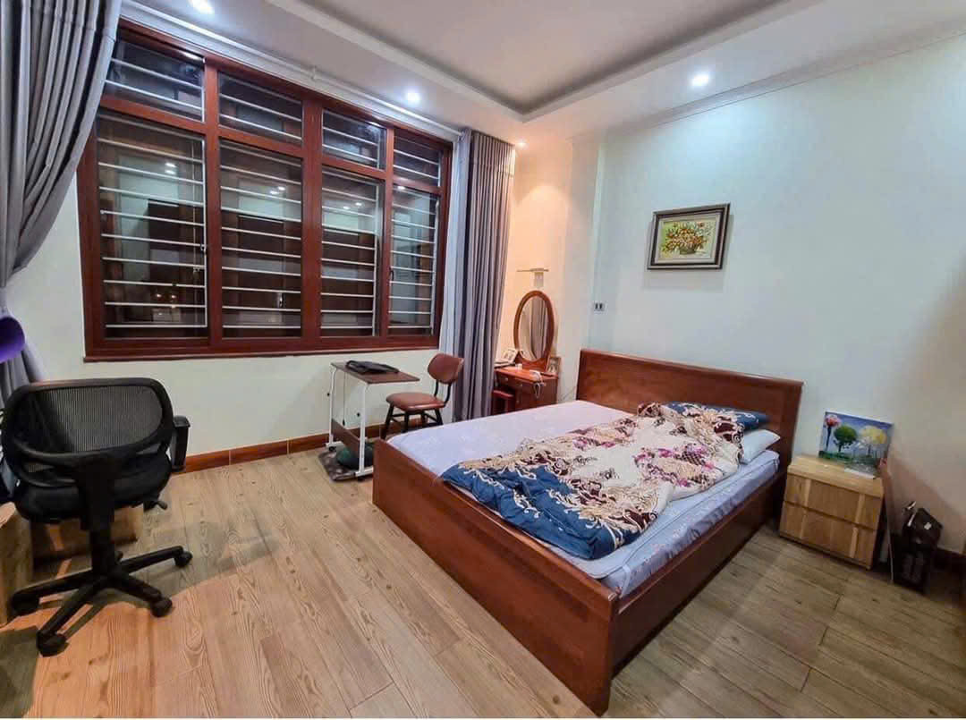 SIÊU PHẨM MẶT PHỐ HÀNG ĐẬU. TRUNG TÂM HOÀN KIẾM - DIỆN TÍCH LỚN HIẾM CÓ: 166M² x 2 TẦNG MẶT TIỀN RỘNG ĐẸP 
GIÁ: 69 TỶ.CÓ TL