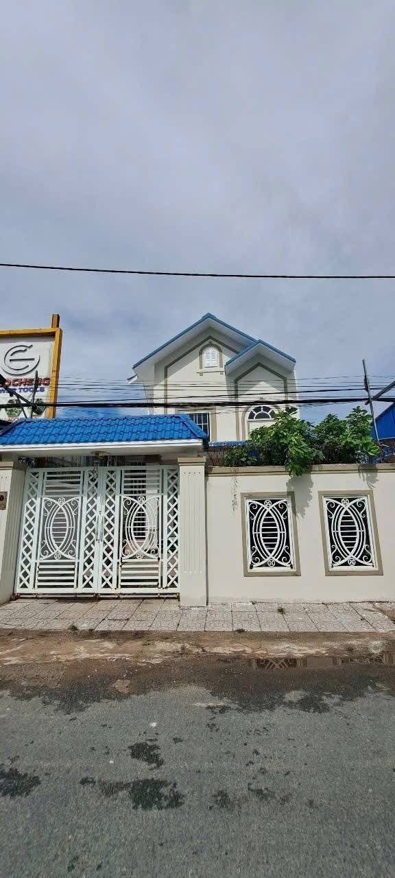 Bán nhà 222m² full thổ cư ngang 8m giá 4.3 tỷ tại Đường Hàng Gòn Phường Cái Răng