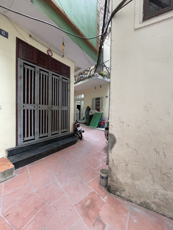 Bán nhà Hào Nam (Đống Đa) 74m, 3 tầng, mt 11m, giá 13.5 tỷ