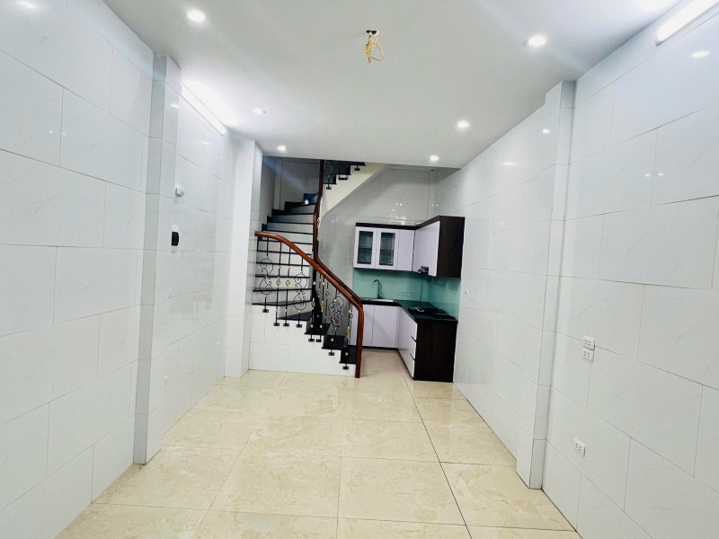 Bán nhà Hào Nam (Đống Đa) 33m, 5 tầng, mt 3.3m, giá 7.85 tỷ