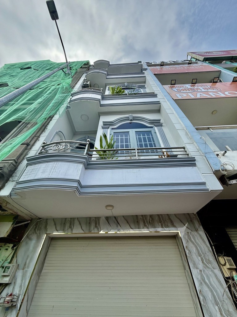 NHÀ MT NGUYỄN VĂN LUÔNG - BÌNH PHÚ - QUẬN 6 - 4 TẦNG - NHỈNH 8 TỶ