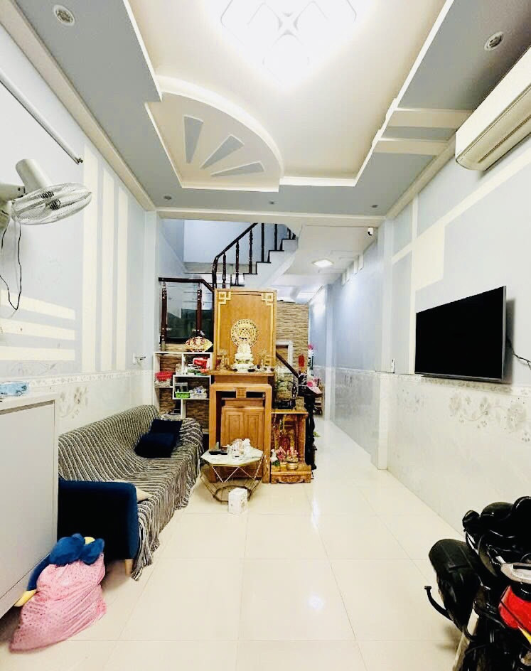 Chỉ Nhỉnh 5 Tỷ Sở Hữu Nhà 64M2,Đường Hậu Giang,Quận 6,Nhà 4 Tầng Đẹp Lung Linh(QS45)