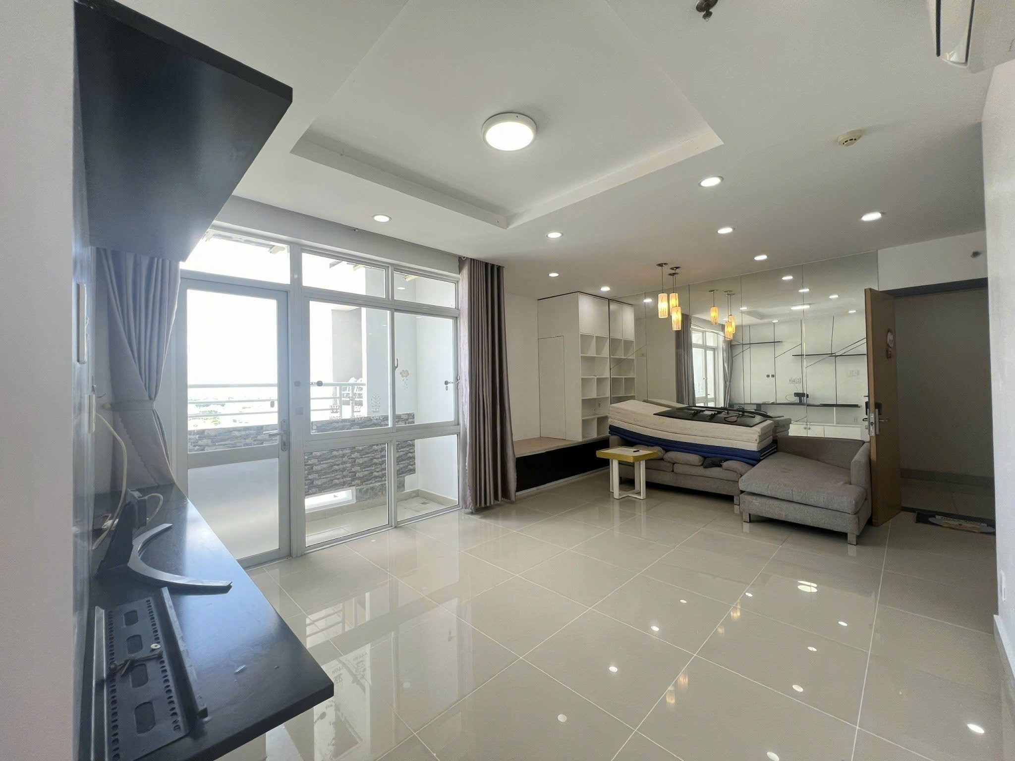CHO THUÊ NHANH CĂN HỘ HIM LAM CHỢ LỚN - QUẬN 6 - 86M2 - 2PN, 2WC - GIÁ TỪ 11.5 TRIỆU/THÁNG