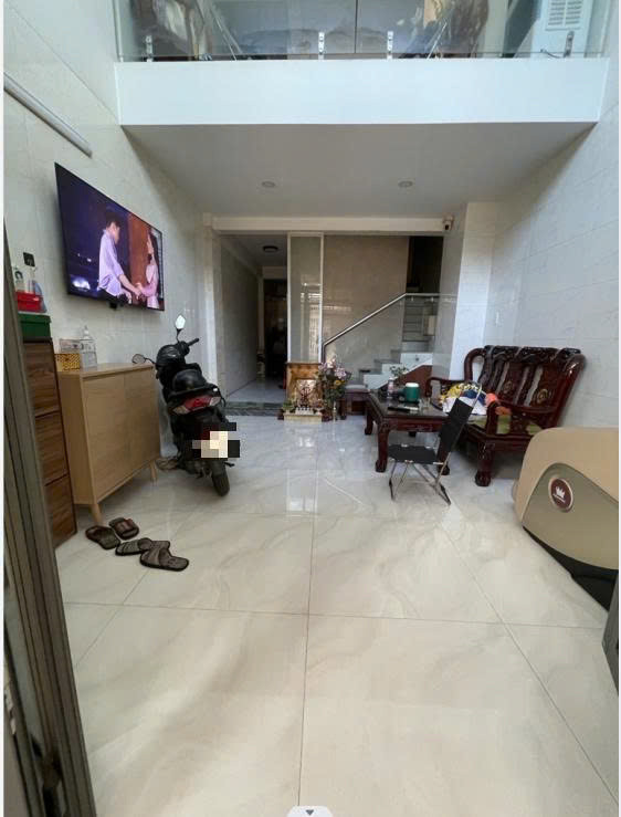 NHÀ ĐẸP BÁN GẤP🏠 – 5 TẦNG, THANG MÁY, NỘI THẤT CAO CẤP.