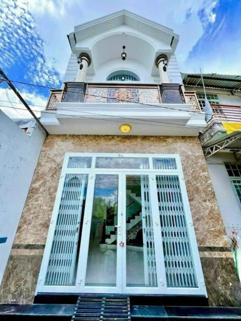 Cho Thuê Nhà lầu MỚI ĐẸP HẼM TRẦN VĨNH KIẾT