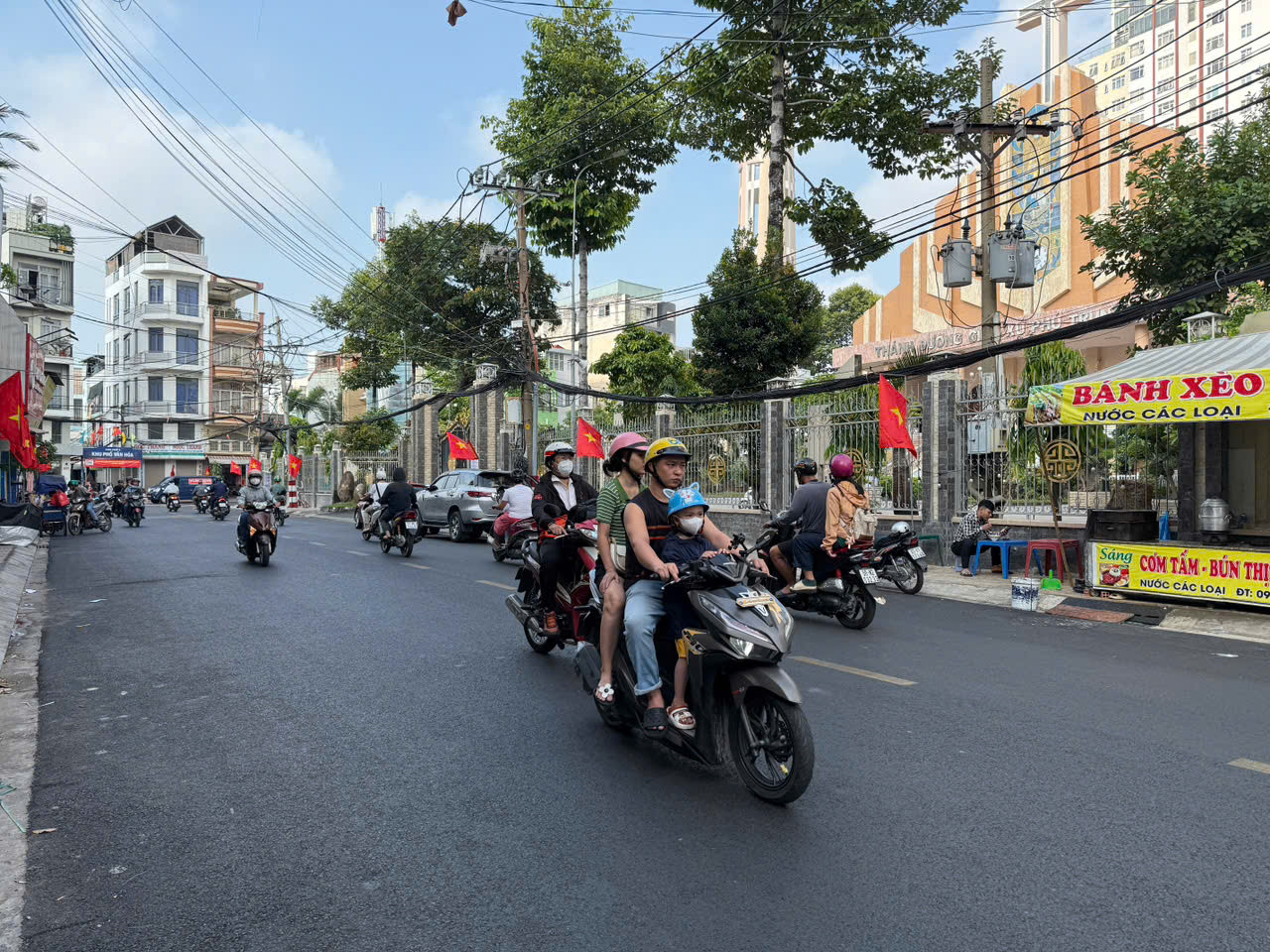 Bán nhà mặt tiền hẻm 8m Bảy Hiền, Tân Bình, DT 5x16m, gần chợ Tân Bình, giá nhỉnh 12 tỷ