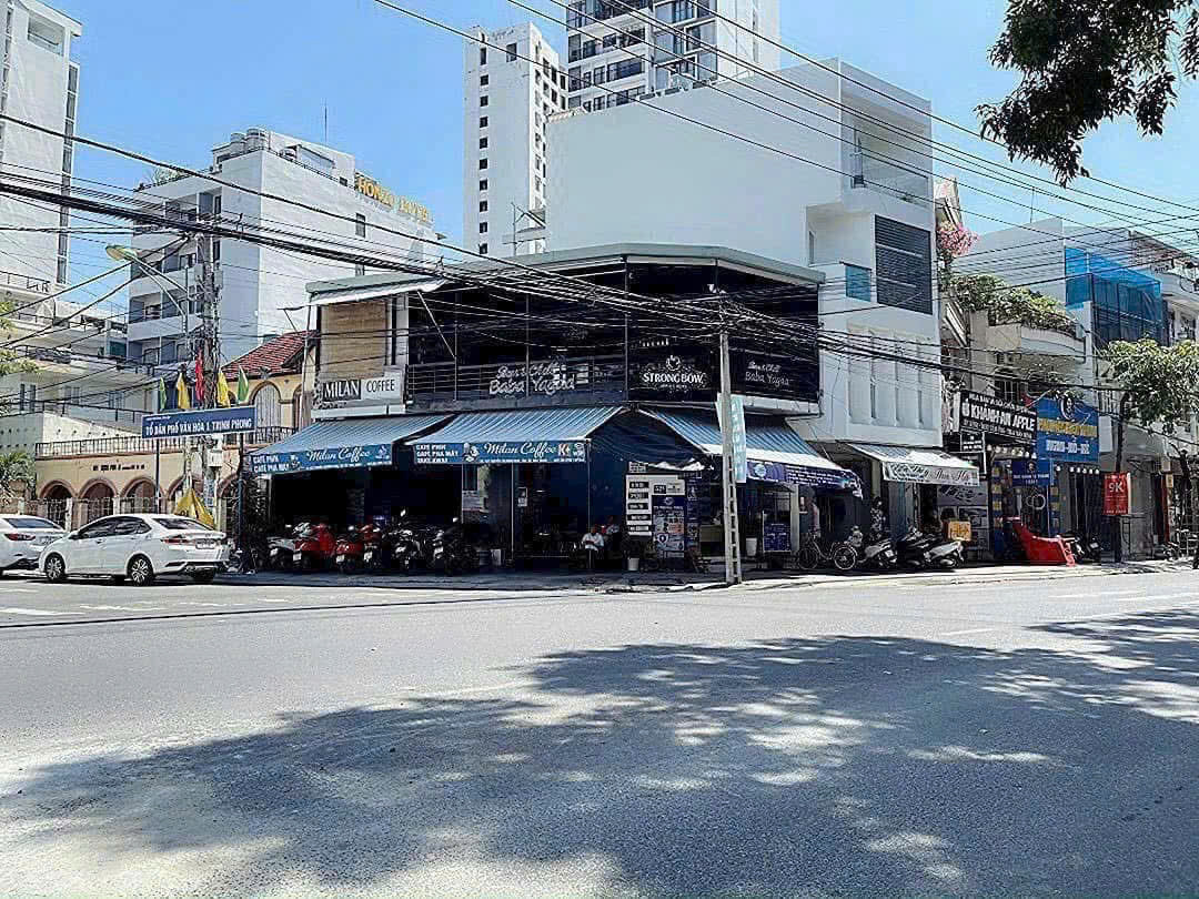bán nhà căn góc nguyễn thị minh khai trịnh phong nha trang
 dt 76m² Giá bán: 22,5 tỷ lh: phạm đức hải