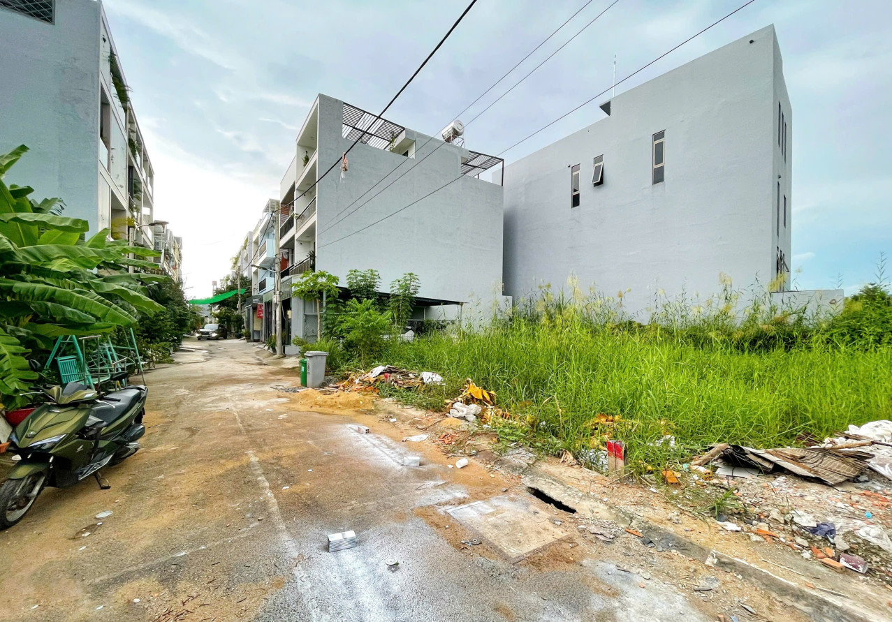 BÁN ĐẤT 92M2, HẺM XE HƠI, LÊ VĂN LƯƠNG, CẠNH GS METRO CITY, 3.5 TỶ