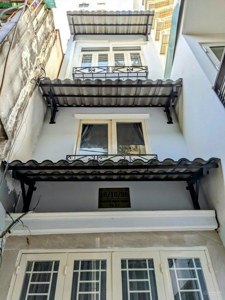 Nhà Q3 giá nhỉnh thương lượng cho anh chị liên hệ ngay để xem nhà