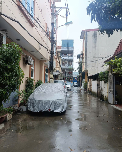 Bán gấp Đất Phú Diễn, 47,6m2, đường thông KD, ô tô cực hiếm, 8 tỷ hơn