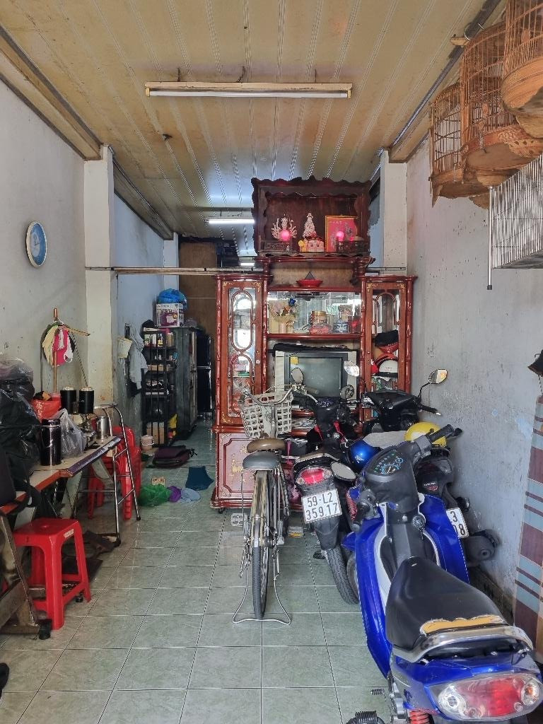 CẦN BÁN GẤP MẶT TIỀN NGUYỄN DUY, [P12,Q8] -DIỆN TÍCH 33.7M2 – 2.8X 12M- 2 TẦNG CHỈ 6T
