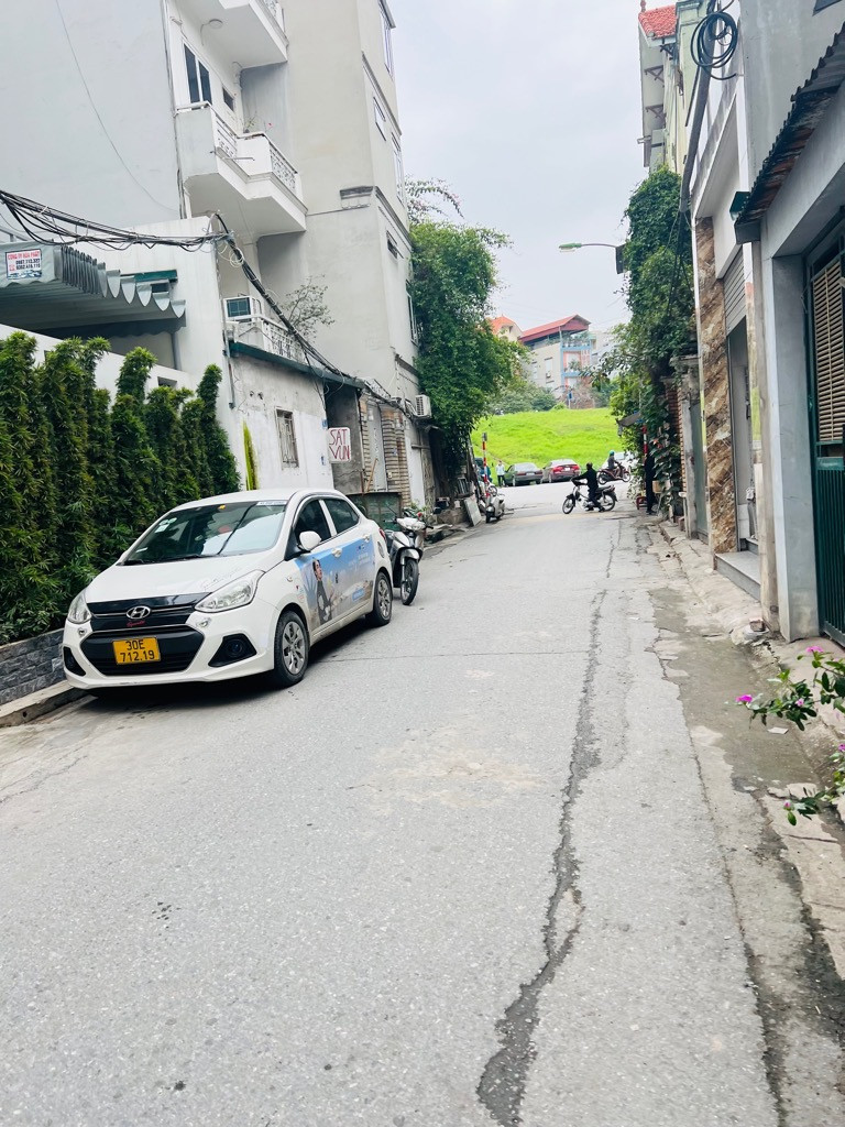 Bán đất ngõ 130 Ngọc Thuỵ, 80m oto 7c thông chỉ 11 tỷ còn TL. LH 0936123469