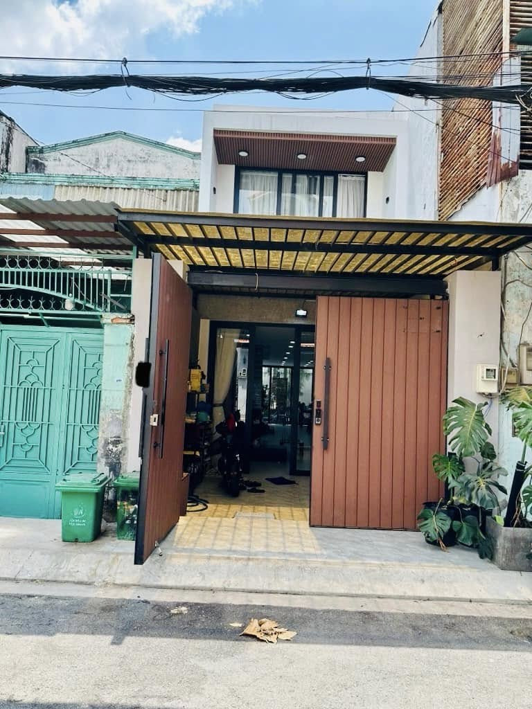 NGAY AEON - ĐƯỜNG NHỰA TẢI THÔNG - NGANG 4 NỞ HẬU 8 - DTSD 126M CHỈ 7.x T.Ỷ