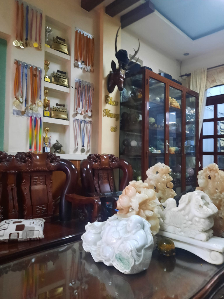 Cần bán GẤP, Gía nào cũng bán Biệt Thự 3 Tầng hơn 200m2 thổ cư Quận 7
