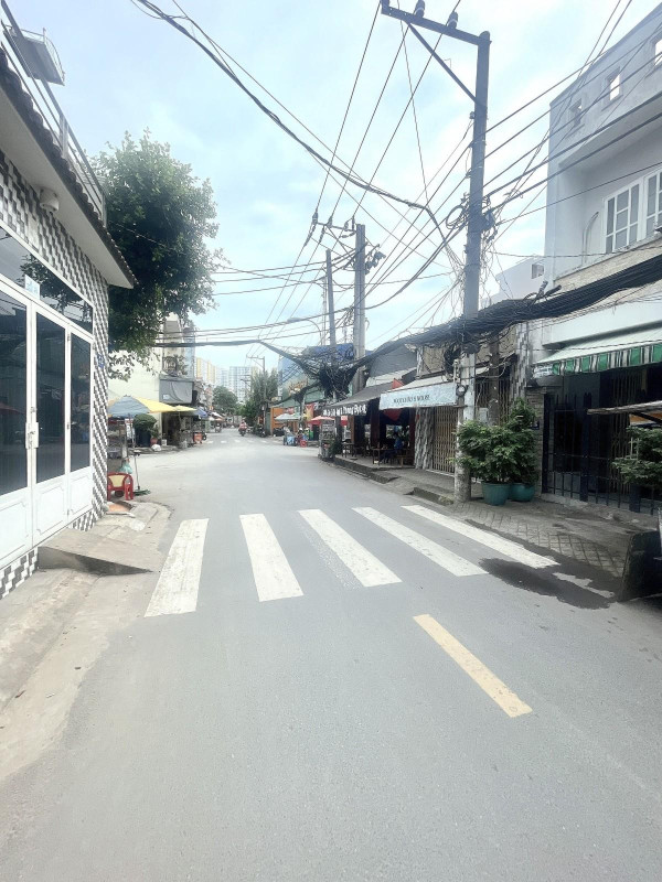 MẶT TIỀN KINH DOANH ĐỈNH - Dòng tiền 18tr/th - 136m2 - GIÁ 9 TỶ
