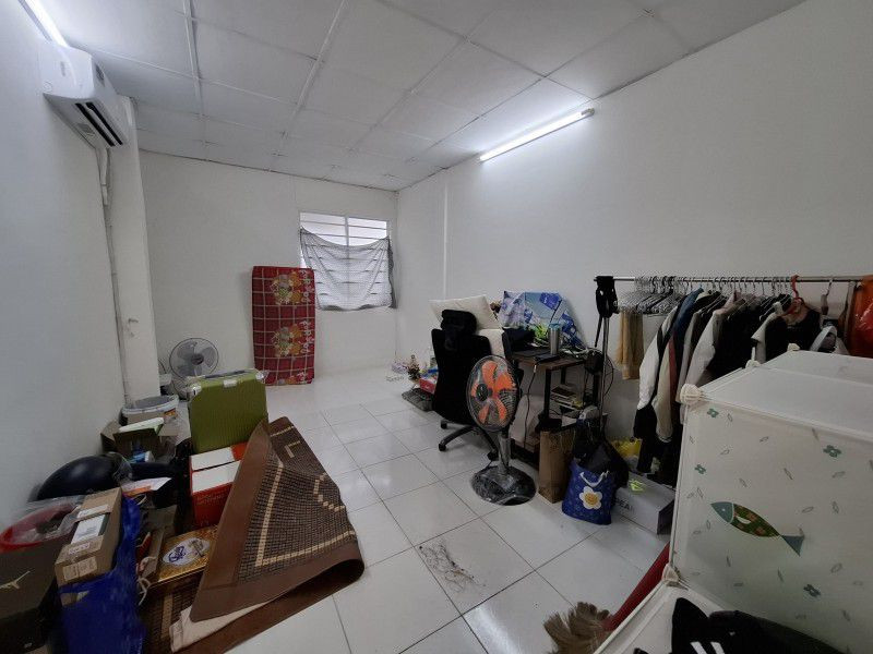 BÁN NHÀ TÂN BÌNH SÁT MẶT TIỀN HIỆP NHẤT P.4 TÂN BÌNH , 35M2, 2 TẦNG ĐÚC MỚI ĐẸP ,HOÀN CÔNG ĐỦ, HẺM 2.5M, SỔ ĐẸP, KHÔNG QUY HOẠCH KHÔNG LỘ GIỚI,  CHỈ 4 TỶ 1 .