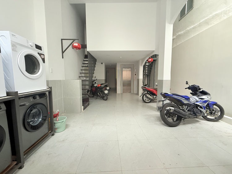 Nhà CHDV 5 tầng, Hẻm Xe Hơi, Hiệp Nhất, Tân Bình, 6x15m, 90m2, hơn 16 tỷ TL